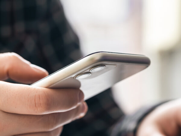 Celular 5G vale a pena? Entenda o que muda no uso do smartphone no dia a dia
